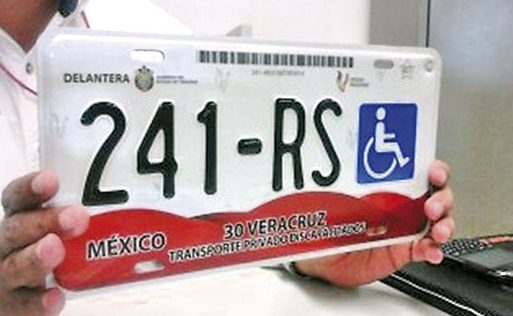Baja la demanda de placas para discapacitados