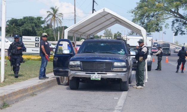 Continúa operativo de revisión vehicular