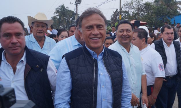 Yunes Linares supervisa Libramiento «Adolfo López Mateos»