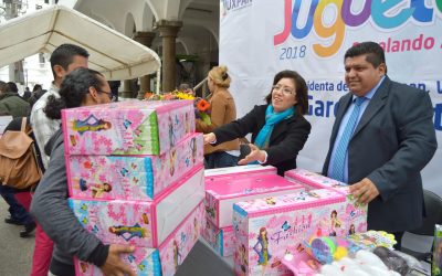 Agradece Presidenta del DIF apoyo total al Juguetón 2018