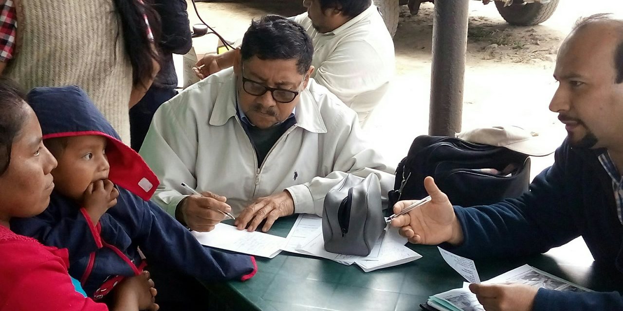 Implementan cuatro mesas de atención médica: Toño Aguilar