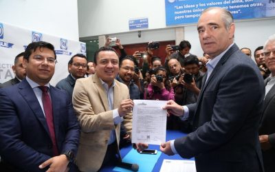 Se registra Julen Rementería como precandidato al senado por el Partido Acción Nacional