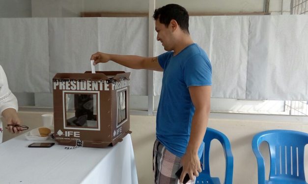 Panistas realizaron votación interna