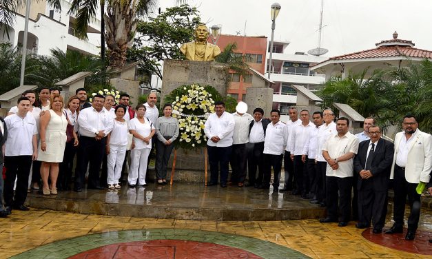 Conmemoran CCXII Natalicio de Benito Juárez