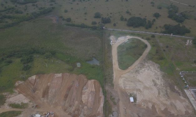 Tomza construye sin permiso y daña áreas protegidas