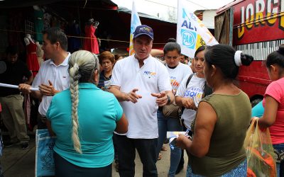 Propone Arturo Esquitín más recurso para programas sociales