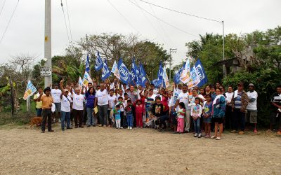 Arturo Esquitin va por obras para el desarrollo integral del Distrito 03