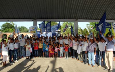 Álamo está con Arturo Esquitín