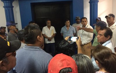 Con manifestación, pescadores exigen pago a Transcanada
