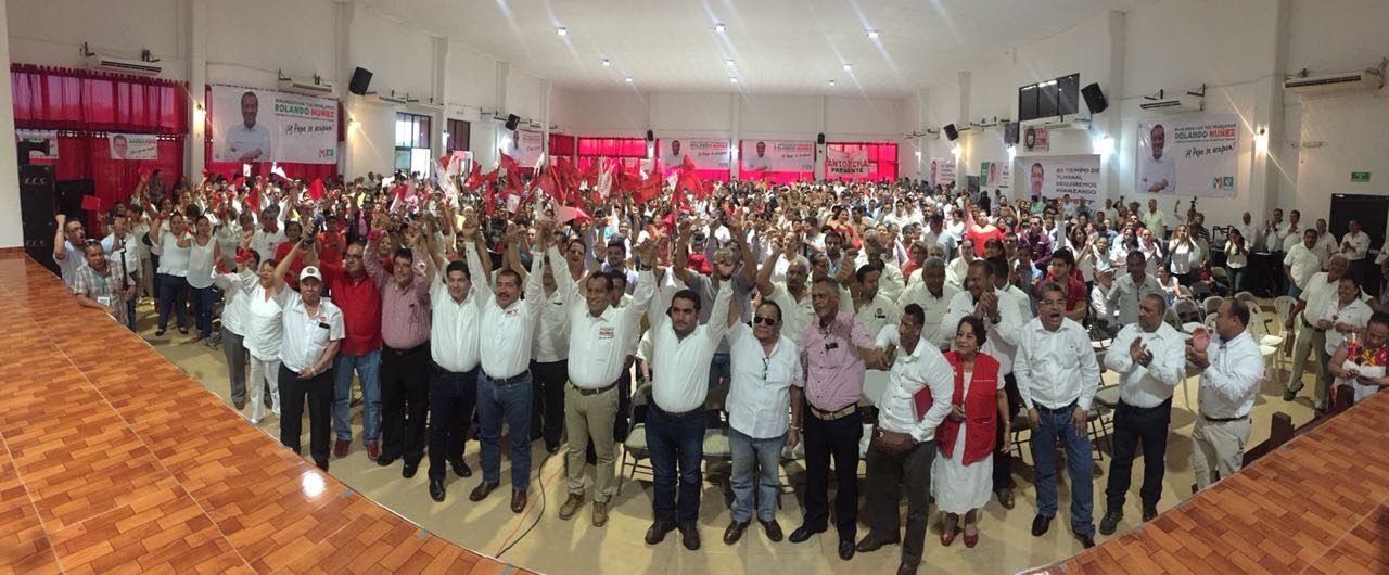 Ante más de mil 300 personas, arrancó su campaña rumbo a la Diputación local José Rolando Núñez Uribe