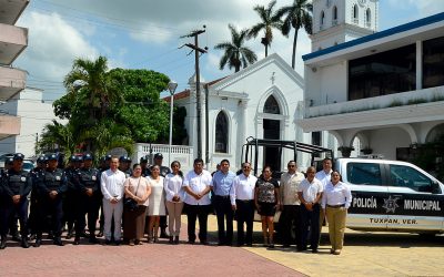 Alcalde pide compromiso y lealtad a efectivos municipales
