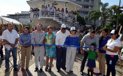 Alcalde exhorta erradicar productos de plástico