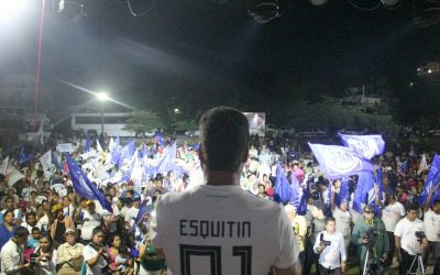 Cierra Arturo Esquitín exitosa campaña en Tuxpan