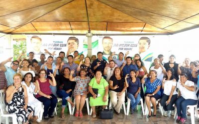 Hacemos campaña de propuestas: Clemente Campos