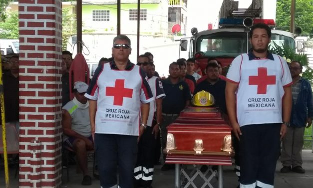 Trágico accidente enluta a bomberos