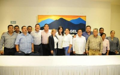 Se suman 10 alcaldes de MORENA, PRI y Partido Verde al proyecto de Miguel Ángel Yunes Márquez