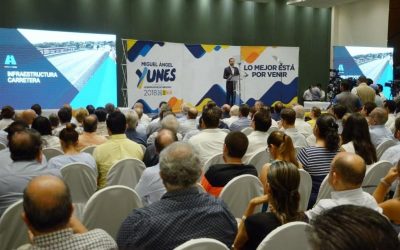 Construyendo el Porvenir: Yunes Márquez