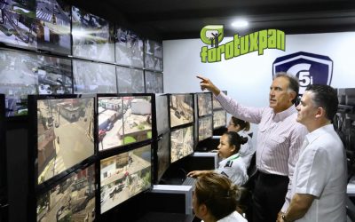 Más de 6 mil cámaras estarán al servicio de los veracruzanos en todo el estado: Gobernador Yunes