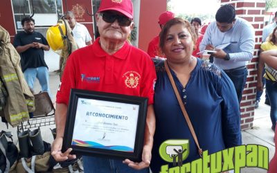 SE RETIRA CON 19 AÑOS AL SERVICIO DE BOMBEROS