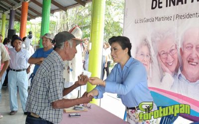 Tercer Entrega de Tarjetas de INAPAM por DIF Tuxpan