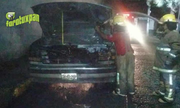 Se incendia camioneta en Arteaga