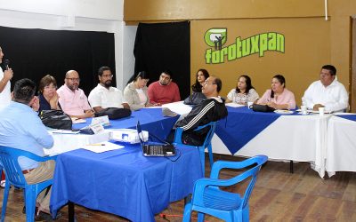 Toño Aguilar comprometido con las escuelas para su desarrollo