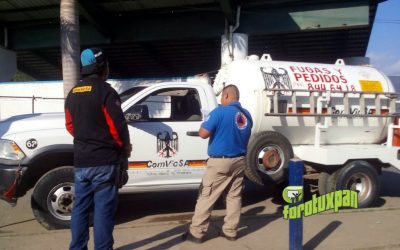 Protección civil revisa a camiones repartidores de GAS LP