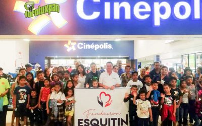 Arturo Esquitín celebra el Día de Reyes con niñas y niños en Tuxpan
