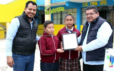 Constancia de Posesión para primaria “José Fernández Gómez”