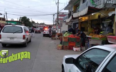 Tránsito Municipal pone orden en libramiento zona mercado héroes del 47