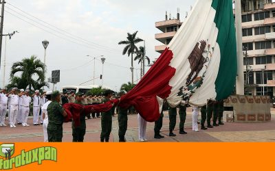 Gobierno Municipal refrenda su compromiso con Ejército Mexicano en el 198 Aniversario del Día de la Bandera