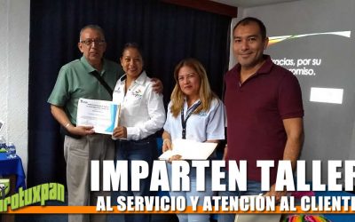 IMPARTEN TALLER AL SERVICIO Y ATENCIÓN AL CLIENTE