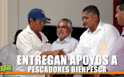 ENTREGAN APOYOS A PESCADORES BIENPESCA