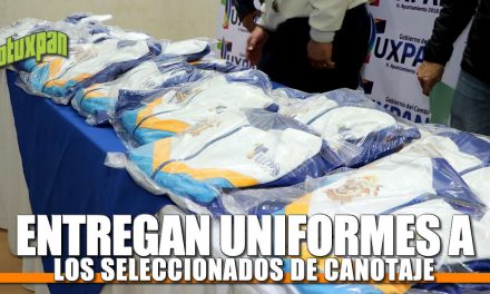 Entrega de uniformes a SELECCIONADOS de Canotaje