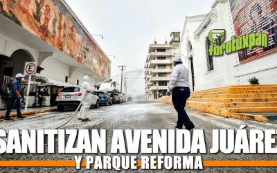 SANITIZAN AVENIDA JUÁREZ Y PARQUE REFORMA