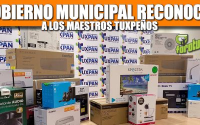 Gobierno Municipal reconoció el compromiso de los maestros tuxpeños para fortalecer a esta ciudad.