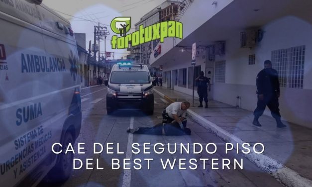 Cae del segundo piso y se rompe la cabeza