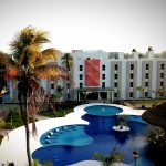 Comienza la entrega de apoyos por inundaciones en Tuxpan: 20 mil pesos en efectivo desde la Arena Royal Garden