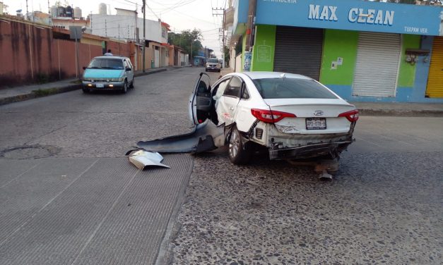 Encontronazo en Cuauhtémoc y Virgilio Uribe