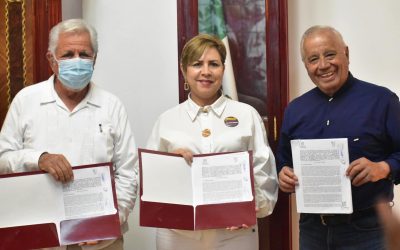 Tamiahua: Firma de convenio con el Colegio de Veracruz