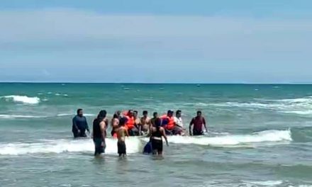 Tamiahua: Rescate de una persona en la playa