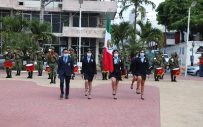 Realiza Ayuntamiento de Tuxpan «Lunes Cívico»