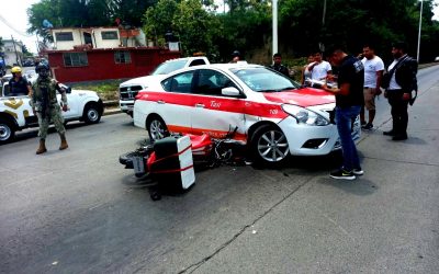 Da vuelta en «U» y ocasiona accidente