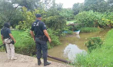 Tamiahua: Seguridad Pública realiza rondines de vigilancia por el aumento de agua debido a las lluvias