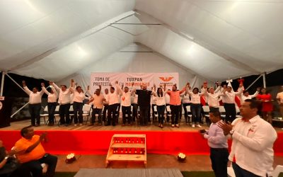 LUCIANO FOLGUERAS Y ADELY MORALES ENCABEZANCOMISIÓN DE MOVIMIENTO CIUDADANO EN TUXPAN