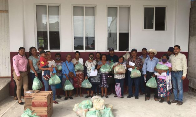 Tamiahua: Entrega de apoyos de 1000 días de vida a diferentes comunidades