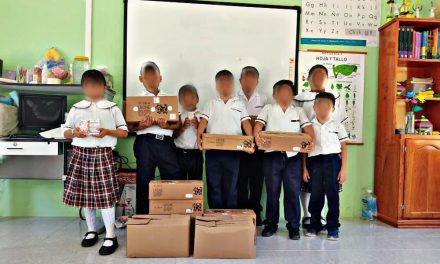 Tamiahua: Entrega de desayunos escolares en escuelas primarias y preescolares en diferentes comunidades