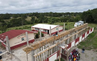 Tamiahua: Supervisión de la obra de construcción del techado de un escuela primaria en Dr La Vista