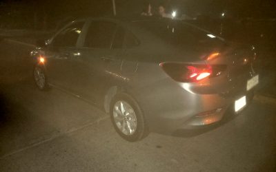 Se le atraviesa a un Taxi en el Bulevar
