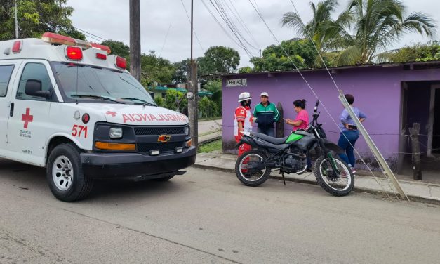 ¡Le dieron con un Azadón!